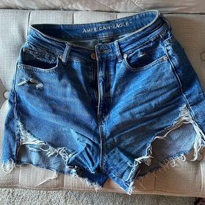 American Eagle Outfitters Hi Rise Mom Short